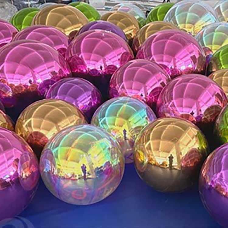 Zrcadlová koule z PVC